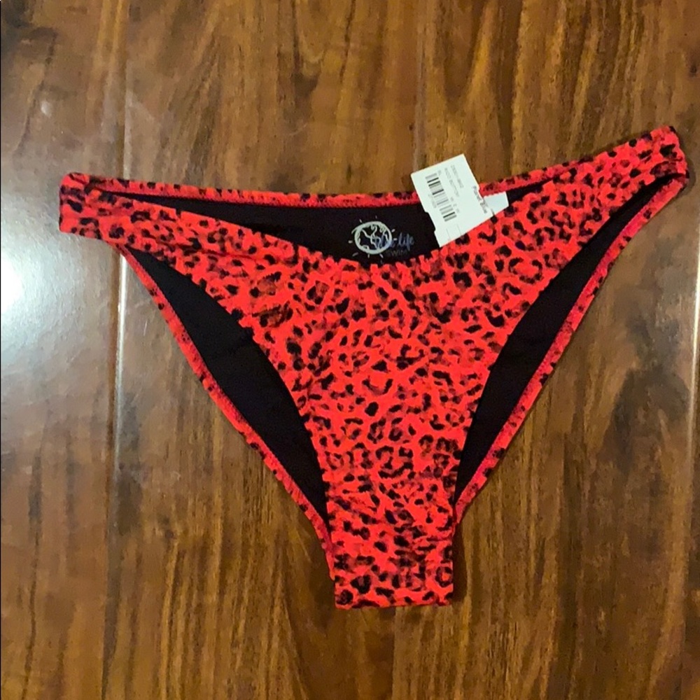 Blue Life Rico Red Leopard Bottom NWT